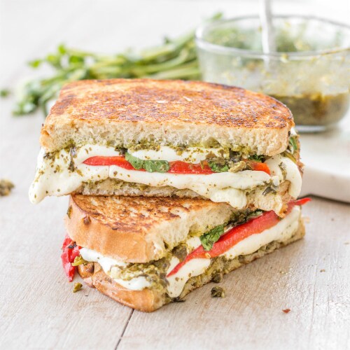 California Goldminer Toasted Onion Sourdough Square Bread Perspective: bottom