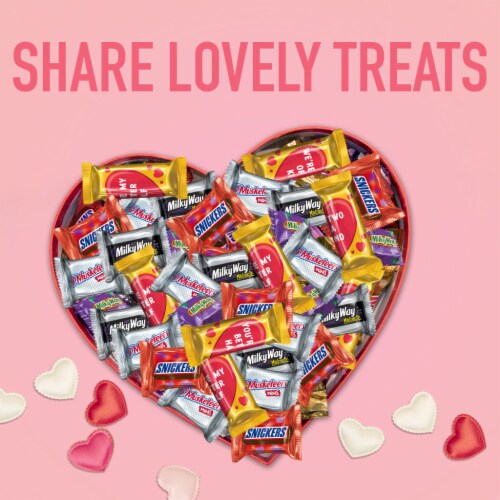 SNICKERS TWIX 3 MUSKETEERS & MILKY WAY Assorted Valentines Day Chocolate Candy Bag Perspective: bottom