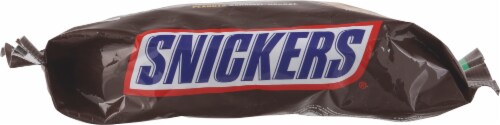 Snickers® Minis Milk Chocolate Bars Family Size Bag Perspective: bottom