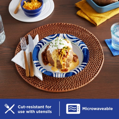 Dixie Ultra® 8.5 Inch Paper Plates Perspective: bottom