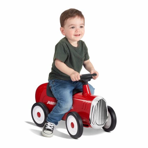 Radio Flyer 608Z Classic Steel Body Kids Little Red Roadster with Fun