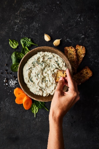 Boar's Head Spinach Greek Yogurt Dip 12 oz Perspective: bottom