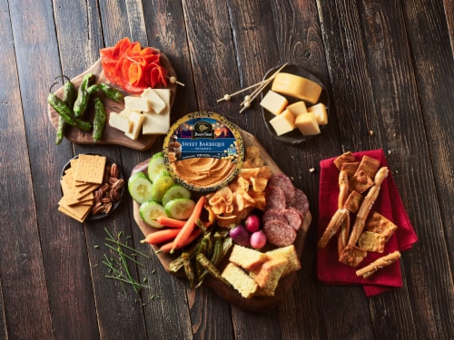 Boar's Head Sweet Barbeque Hummus 10 oz Perspective: bottom