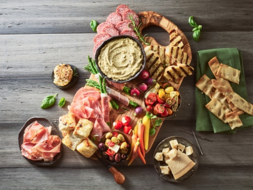 Boar's Head Basil Pesto Hummus Perspective: bottom
