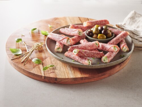 Boar's Head All Natural Uncured Genoa Salame Perspective: bottom