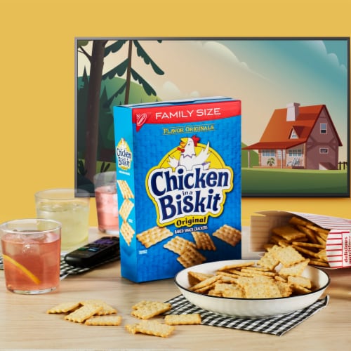 Chicken in a Biskit Original Baked Crackers Perspective: bottom