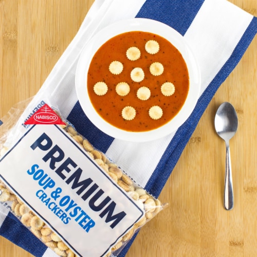 Premium Original Soup & Oyster Crackers Perspective: bottom