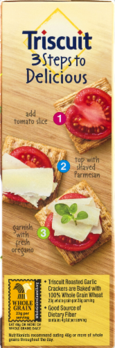 Triscuit Roasted Garlic Crackers Perspective: bottom