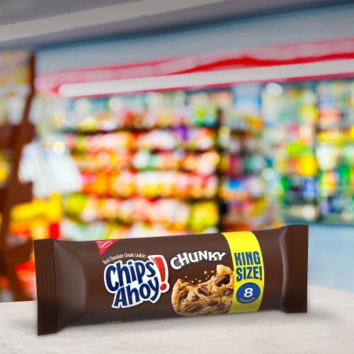 Chips Ahoy! Chunky Chocolate Chunk Cookies King Size Perspective: bottom
