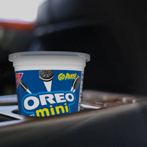 OREO Mini Chocolate Sandwich Cookies Perspective: bottom