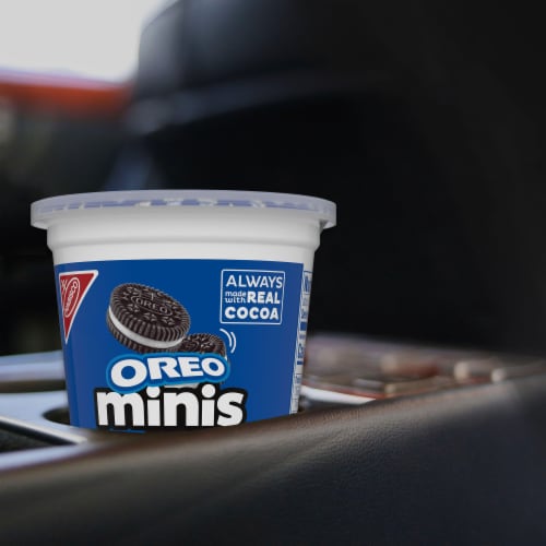 OREO Mini Chocolate Sandwich Cookies Perspective: bottom
