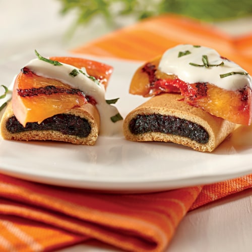 Newtons Soft & Fruit Chewy Fig Cookies Perspective: bottom
