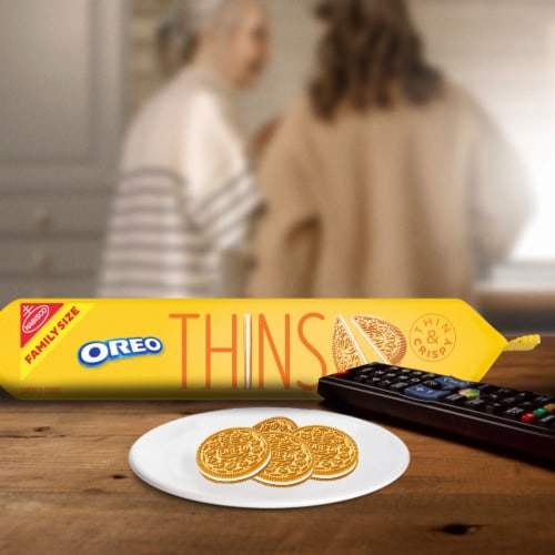 OREO Thins Golden Sandwich Cookies Family Size Perspective: bottom