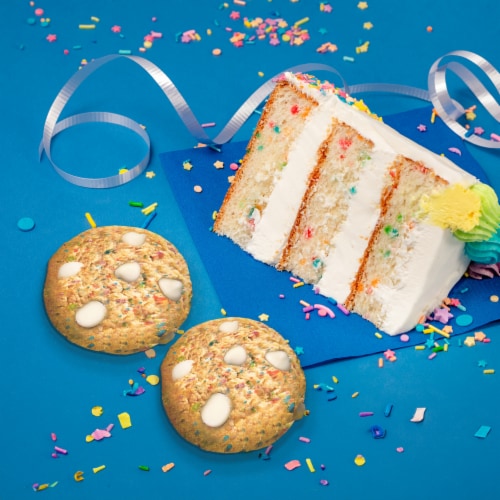 Chips Ahoy! Chewy Confetti Cake Cookies Perspective: bottom