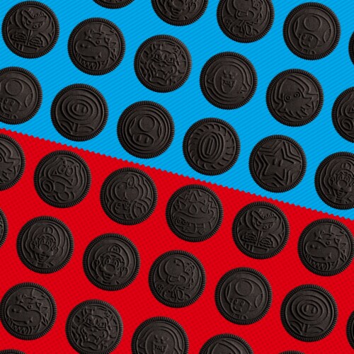 Super Mario™ Oreo Chocolate Sandwich Cookies Limited Edition Perspective: bottom