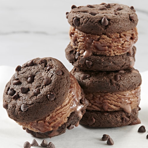 CHIPS AHOY! Chewy Chocolatey Hershey's Fudge Filled Soft Chocolate Chip Cookies Family Size Perspective: bottom