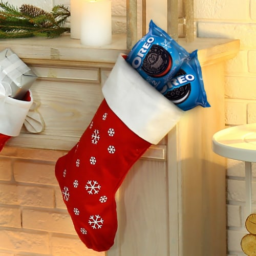 Oreo Holiday Cookies Variety Pack Snack Packs Perspective: bottom