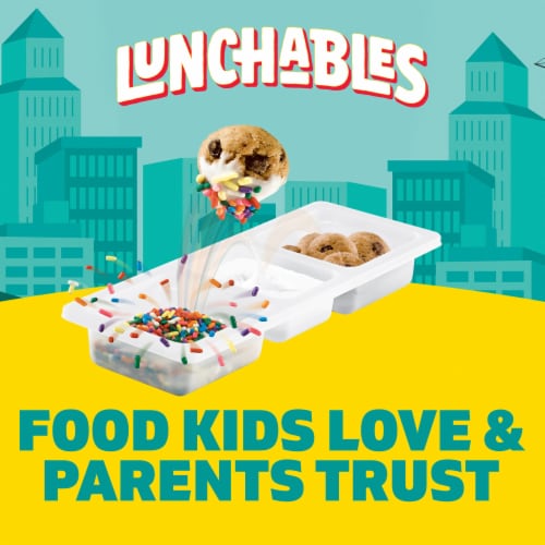 Lunchables Cookie Dunks Snack Pack with Mini Chocolate Chip Cookies Marshmallow Creme & Sprinkles Perspective: bottom