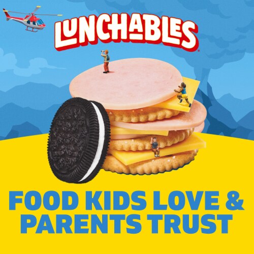 Lunchables Turkey & American Cheese Cracker Snack Kit with Chocolate Sandwich Cookies Perspective: bottom
