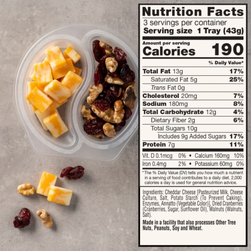 Sargento® Balanced Breaks Double Cheddar Cheese Dried Cranberries & Salted Walnuts Snacks Perspective: bottom