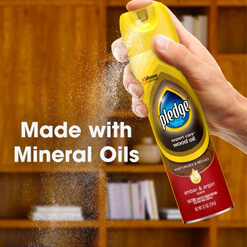 Pledge Moisturizing Wood Oil Furniture Reviving Spray Amber & Argan Scent Perspective: bottom