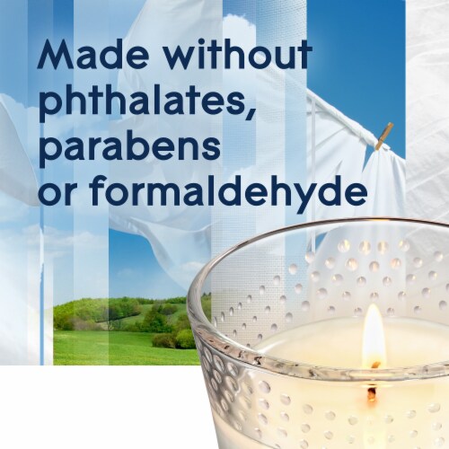 Glade® Clean Linen® Candle Perspective: bottom