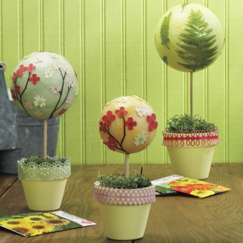 FloraCraft SmoothFoM Ball 6/Pkg-2.8 Perspective: bottom