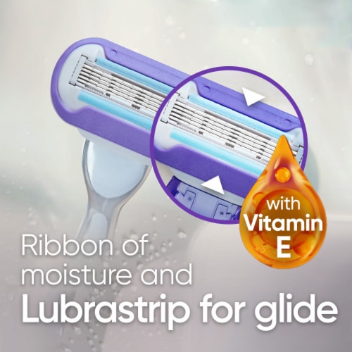 Gillette Venus Deluxe Smooth Swirl Women's Razor Blade Refills Cartridges Perspective: bottom