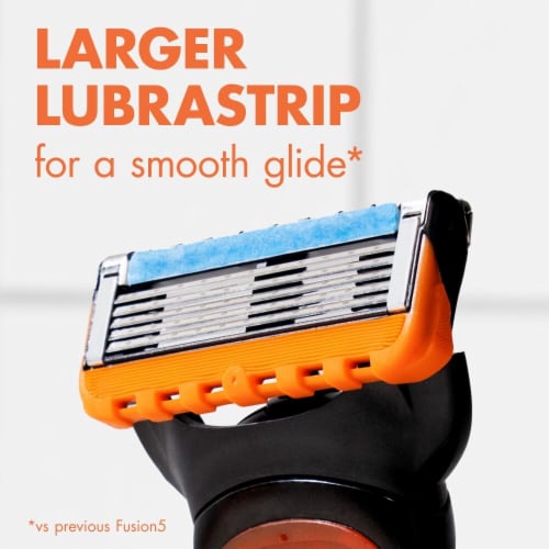 Gillette Fusion5 Men's 5-Blade Razors Handle and Blade Refill Cartridges Perspective: bottom