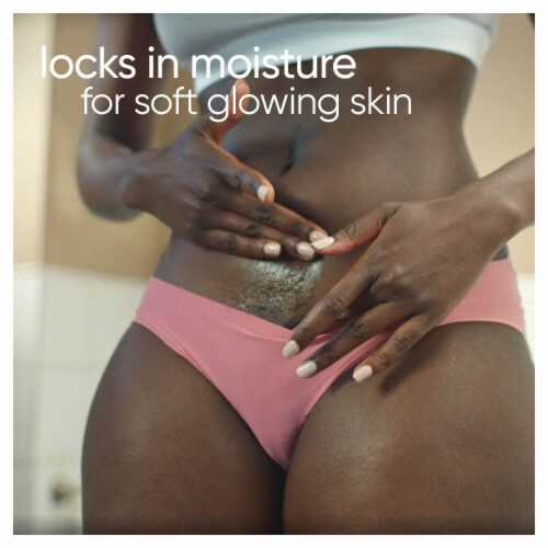 Gillette Venus for Pubic Hair and Skin Softening Oil Perspective: bottom