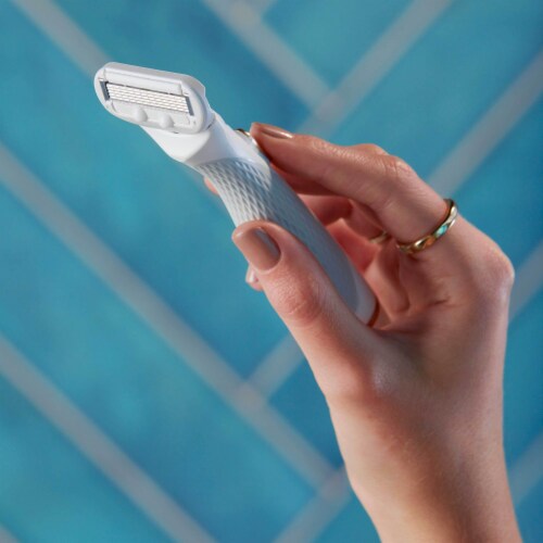 Gillette Venus Radiant Skin Pearl Powder Olay Razor Moisturizer Refills Perspective: bottom