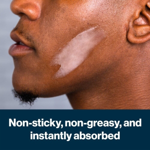 Gillette SkinGuard Men's Skin Restoring Face Moisturizer with Shea Perspective: bottom