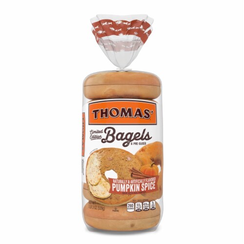 Thomas'® Pumpkin Spice Bagels Perspective: bottom