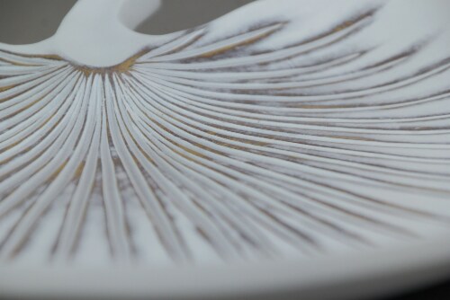 Antiqued White Tropical Fan Palm Leaf Decorative Ceramic Plate Perspective: bottom