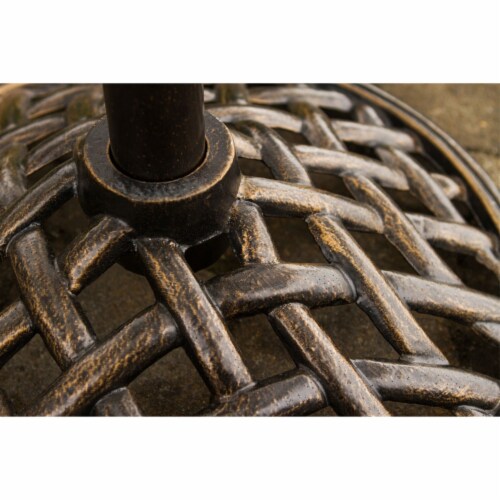 Iron Umbrella Base Perspective: bottom