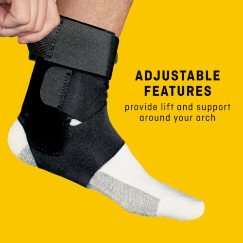 Futuro™ Sport Adjustable Deluxe Ankle Stabilizer Perspective: bottom