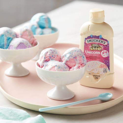 Smucker's Magic Shell Unicorn White Cupcake Flavored Topping Perspective: bottom