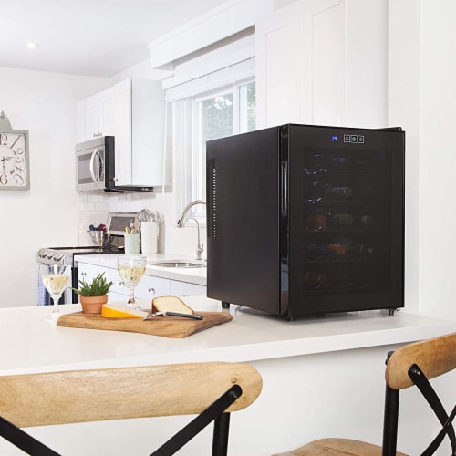 Koolatron Urban Series 20-Bottle Wine Cooler Thermoelectric Wine Fridge - Black Perspective: bottom