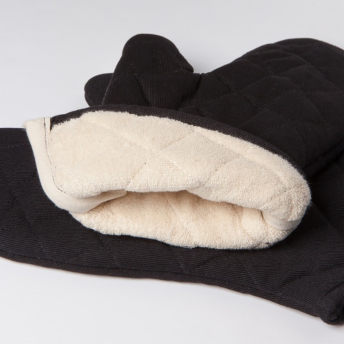 Now Designs Heat Resistant Quilted Oven Mitts Black Set of 2 Perspective: bottom