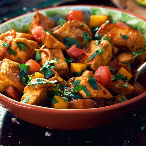 Patak's® Mango Curry Indian Mild Simmer Sauce Perspective: bottom