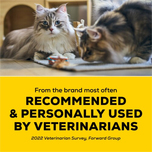 Purina Tidy Cats LightWeight Clumping Cat Litter Odor Control Glade Clean Blossoms Perspective: bottom
