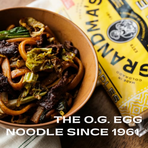 Grandma's Frozen Wide Egg Noodles Perspective: bottom
