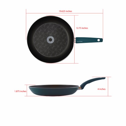 Taste of Home 12.5 inch Nonstick Aluminum Skillet Perspective: bottom