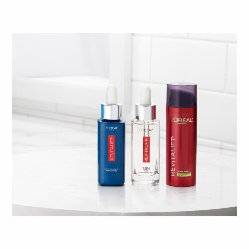 L'Oreal Paris Revitalift Triple Power Face Sunscreen with SPF 30, Hyaluronic Acid & Vitamin C Perspective: bottom