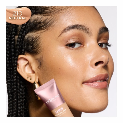 L'Oreal Paris Lumi Le Glow Skin Tint 210 Neutral Perspective: bottom