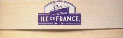 ILE DE FRANCE® Brie Soft Ripened Cheese Perspective: bottom