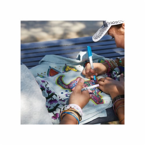 Sharpie® Permanent Markers, Ultra Fine Point, Assorted Colors, 12 Count Perspective: bottom