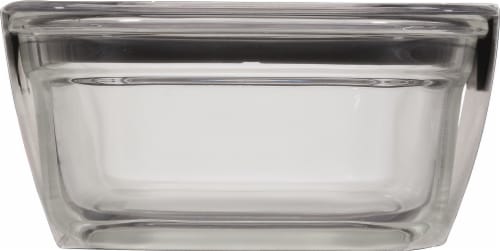 Rubbermaid® Brilliance Glass Storage Container Perspective: bottom