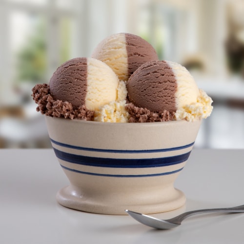 Blue Bell® Gold Rim Assorted Flavors Ice Cream Tub Perspective: bottom