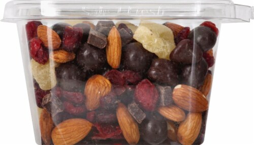 Harris Teeter Farmers Market™ Dark Chocolate Power Mix Perspective: bottom